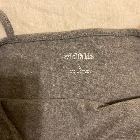 Set of 2 Wild Fable tank tops - Picture 6 of 7